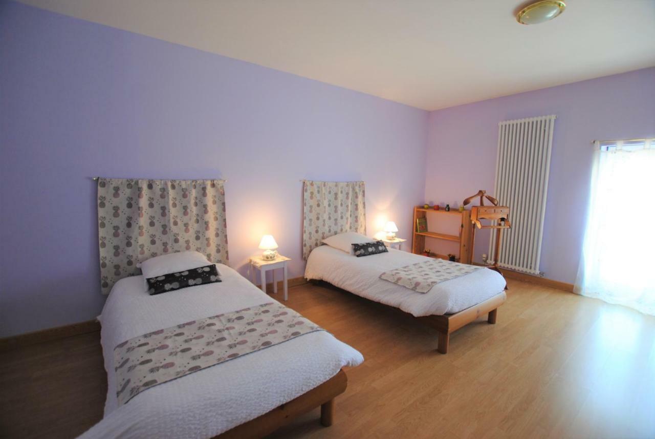 Bed and Breakfast La Janenquelle Sarry  Exteriér fotografie