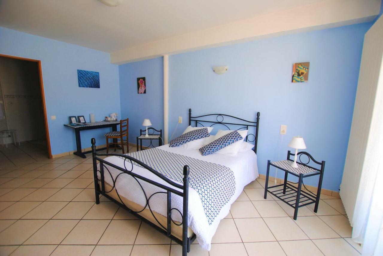 Bed and Breakfast La Janenquelle Sarry  Exteriér fotografie